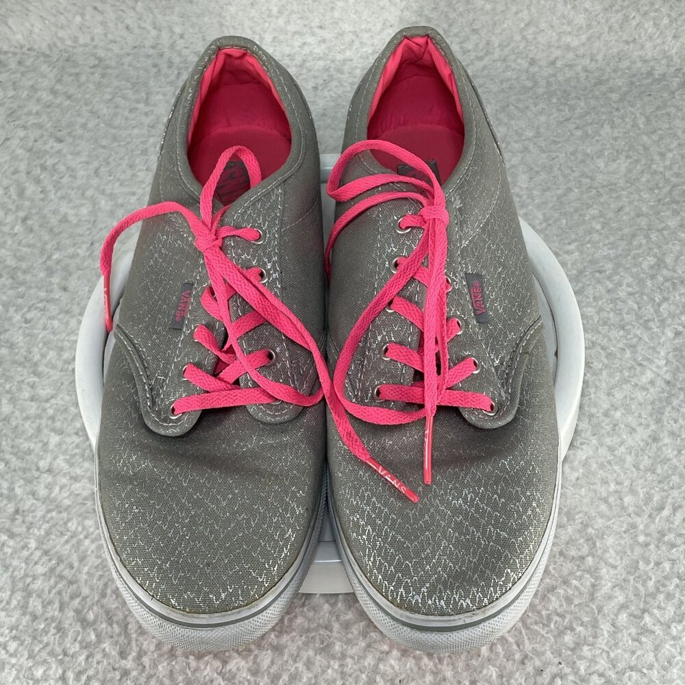 Vans Womens Classic Silver Size US 9 Lace Up Sneakers Pink Laces